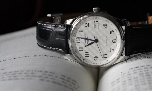 浪琴名匠萬元級正裝表霸主（圖）