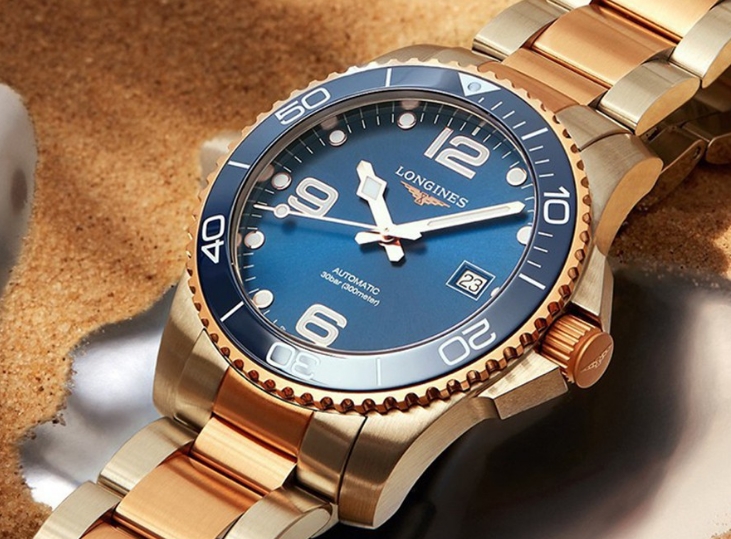 為什么浪琴手表會反復起霧？（浪琴手表反復起霧的原因）