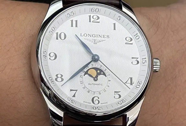 浪琴手表表蒙修復(fù)秘籍：輕松解決瑕疵，煥新您的愛表（圖）