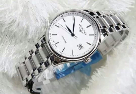 浪琴表帶掉色修復秘籍:輕松恢復亮麗風采!(圖) 浪琴表帶掉色修復秘籍:輕松恢復亮麗風采!(圖)