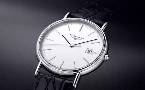 浪琴腕表表帶掉色應該咋處理(圖) 浪琴腕表表帶掉色應該咋處理(圖)